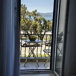 Sea Organ Apartment *