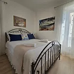 Sea Organ Apartment *